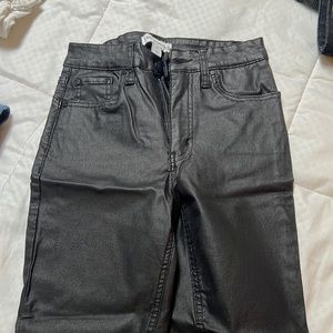 black skinny leather pants